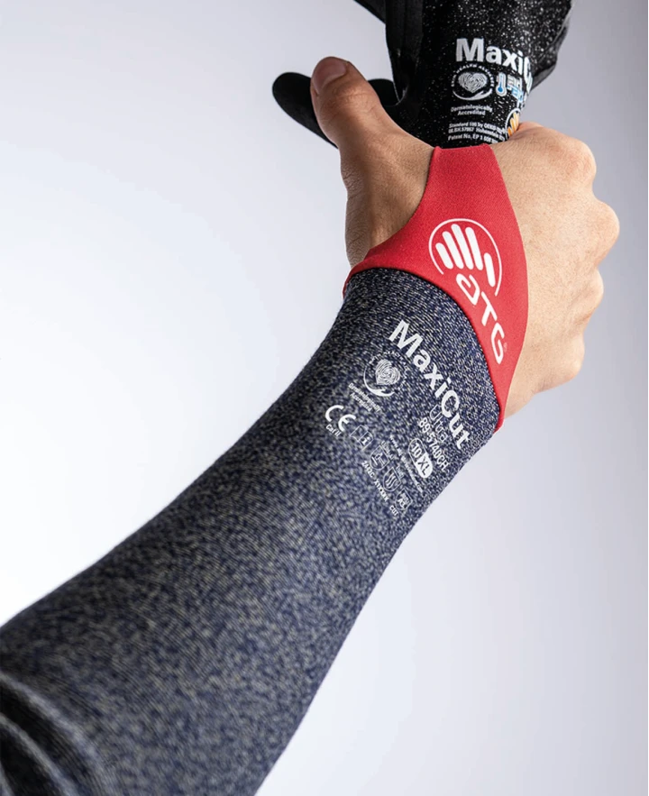 ATG® protirezný a tepluodolný rukávnik MaxiCut® Ultra™ CH - jeden pár