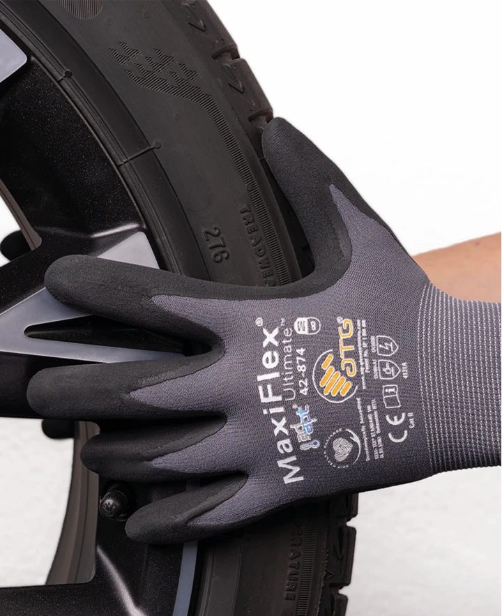 ATG® máčené rukavice MaxiFlex® Ultimate™ 42-874 AD-APT®