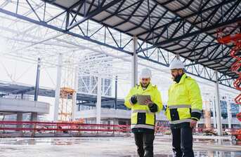 Jak vybrat nejlepší zimní pracovní oděvy