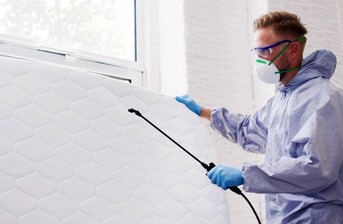 Jaké ochranné pomůcky a prostředky zajistí bezpečnou práci deratizéra