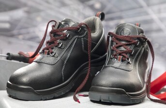 Víte, jak se označuje pracovní a bezpečnostní obuv?