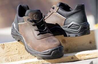 Vše o voděodolných botách: Jak fungují, kam se hodí, kdy je nosit…