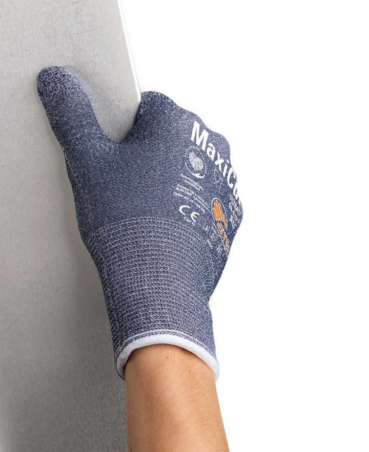 ATG® protirezné rukavice MaxiCut® Ultra™ 58-917