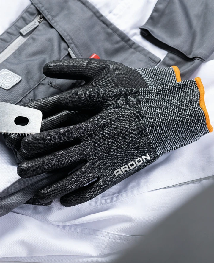 Protirezné rukavice ARDON®CUT TOUCH DRY 4D