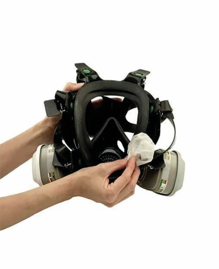 3M™ Navlhčený obrúsok 105