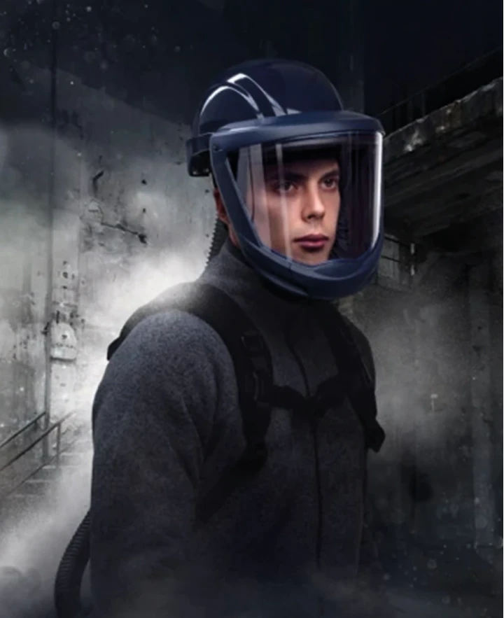 Ochranná prilba s priezorem Sundström SR 580